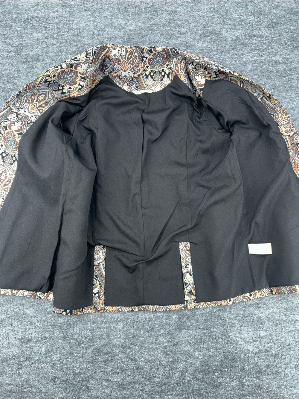 Soft Surroundings Jacket Women’s PM in Black, Tan & Blue Jacquard Boho - Picture 7 of 12